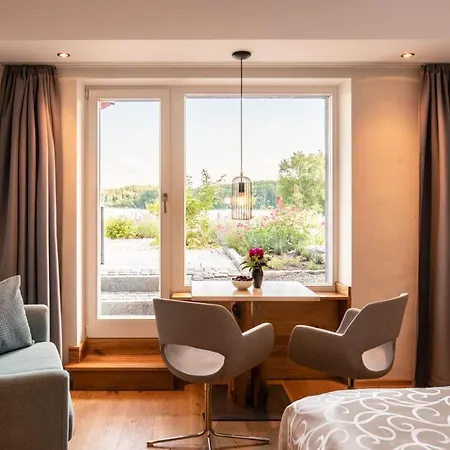 Gartenzimmer Apartment Bad Endorf